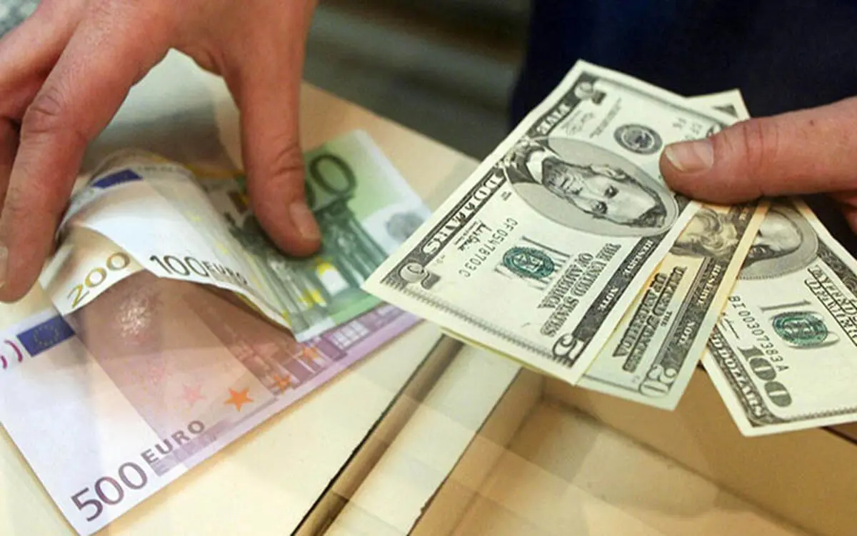 جنجال حذف ارز ۴۲۰۰ تومانی / نظر شما درباره وداع با دلار جهانگیری چیست؟