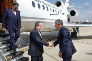عراقچی وارد پایتخت مصر شد

