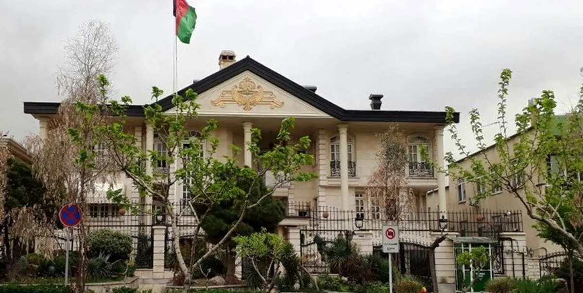 تصویری از نخستین حضور نمایندگان طالبان در سفارت افغانستان در تهران

