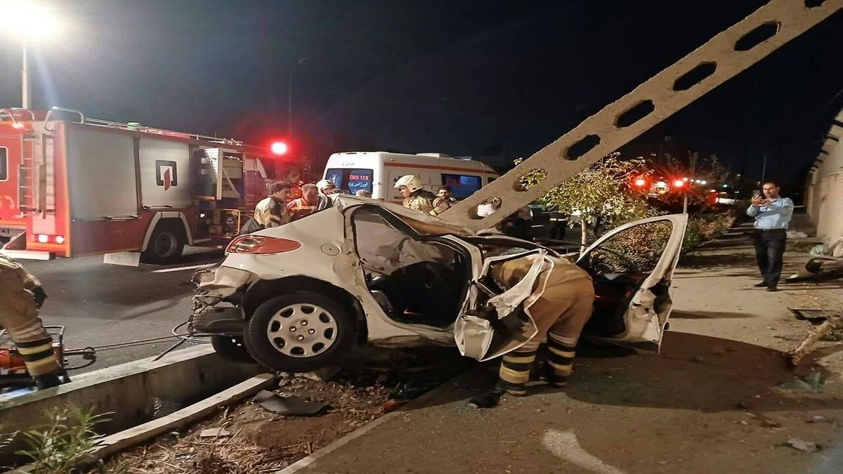  حادثه تلخ در بزرگراه شهید بابایی؛ برخورد پژو ۲۰۶ با گاردریل 