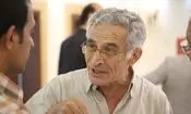 وهاب زاده، بنیانگذار مکتب مدرسه طبیعت در ایران در هشتاد سالگی، دماوند را فتح کرد/ عکس