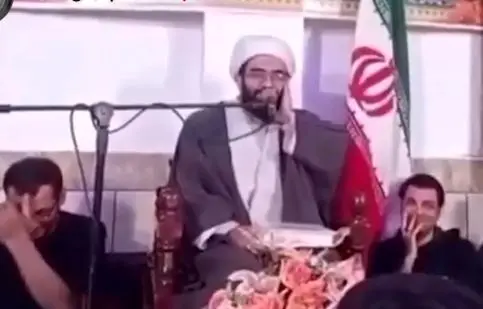  اذان گفتن یک روحانی به زبان چینی/ ویدئو
