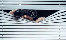 دادگاه رژیم صهیونیستی خدمتکار خانه گانتس را به جاسوسی برای ایران محکوم کرد