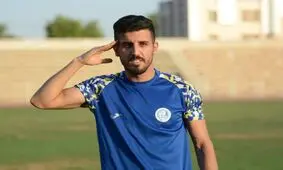 لژیونر فصل گذشته ایران، آبی پوش شد

