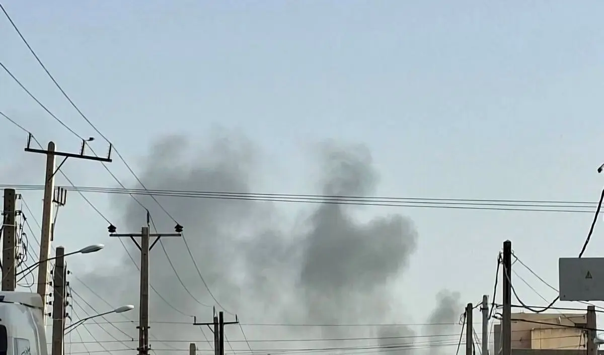 حمله هوایی به ۲ شرکت کشتی‌سازی در خرمشهر