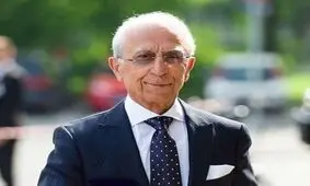 انتقاد روزنامه ایران از هو کردن پروفسور سمیعی در کنسرت ابی توسط اپوزیسیون/ کسانی که هو کردند، مصرف کننده مواد روانگردان بودند