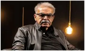 آش فروشی حمید لولائی در پارک لاله/ ویدئو