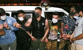 اراذل گردانی در خیابان مرتضوی تهران/ پایان کری‌خوانی ۵ شرور قمه‌کش به ۴ مغازه دار