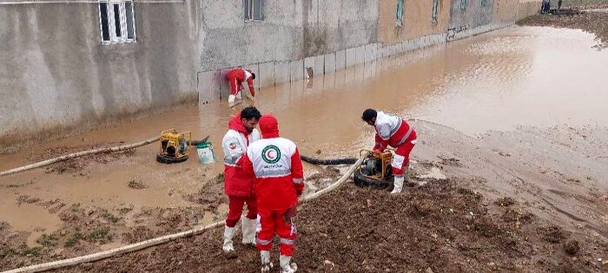 مرگ ۶ نفر و امدادرسانی به ۲۱۳۹ نفر در سیل
