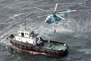 عملیات آزاد سازی کشتی ربوده شده و انهدام اهداف هوایی در رزمایش کمربند امنیت دریایی ۲۰۲۴

