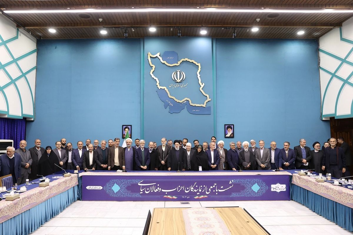روایت ابطحی از جلسه نمایندگان شاخص جریانهای سیاسی کشور با رئیسی