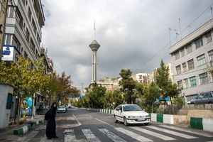 افزایش نسبی دما در تهران؛ کاهش کیفیت هوا در مناطق پرتردد