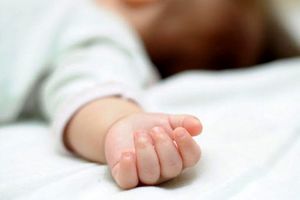 نجات جان نوزادی که تلفنی به دنیا آمد!/ ویدئو
