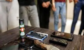 گوشی قاپی به شیوه «خفه کردن» افراد/ ویدئو