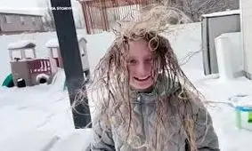 اینجا موهایتان یخ می‌بندد/ ویدئو