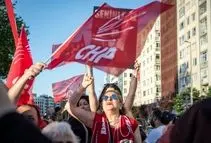 اردوغان کوتاه نمی‌آید | شهردار مخالف هم بازداشت شد | کودتا از بالا ادامه دارد