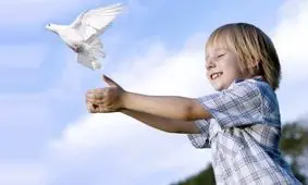 آموزش همدلی به کودکان در عصر خودشیفتگی