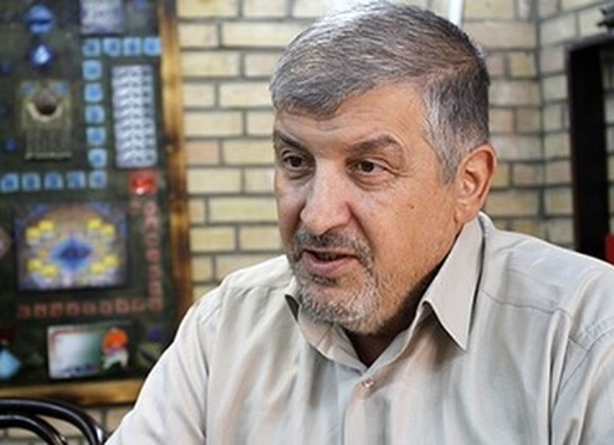 احمدی نژاد پنهان شده است/ حیف است کشور از ظرفیت سیاسی لاریجانی محروم شود