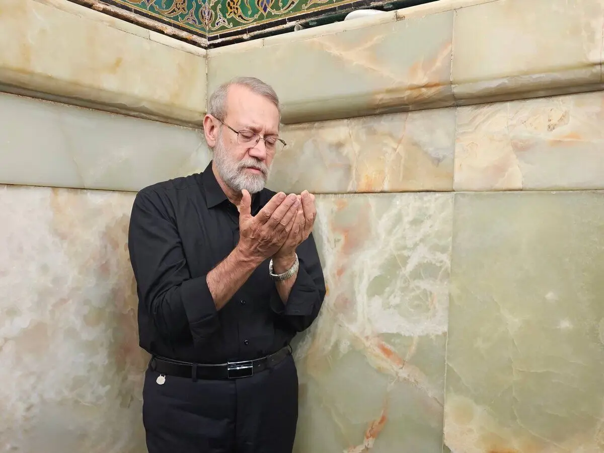 نامه شهید علی لاریجانی در آرزوی خادمی حرم امام رضا(ع)/ عکس

