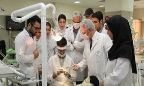 پرحاشیه‌ترین آزمون این روزهای کشور/ در آزمون دستیاری پزشکی، حق با کیست؟
