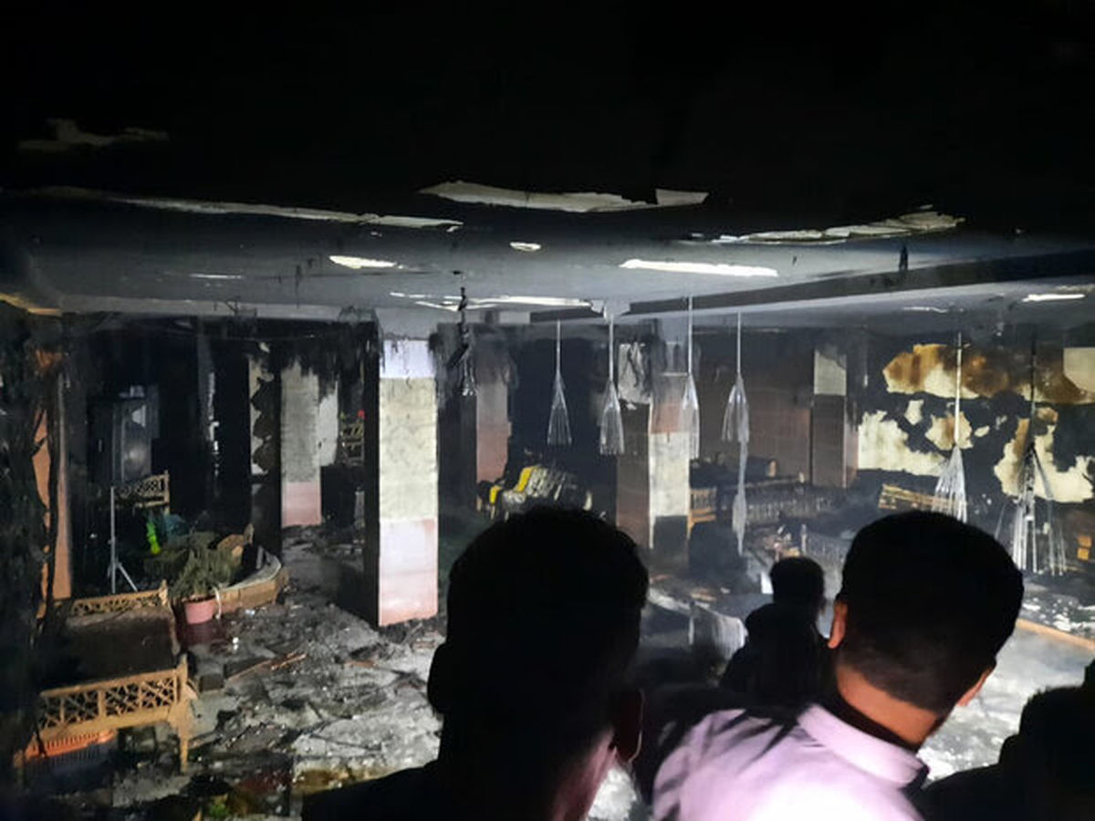 تصاویری از محل حادثه آتش‌سوزی در جشن تولد/ ۸ نفر جان باختند/ ویدئو