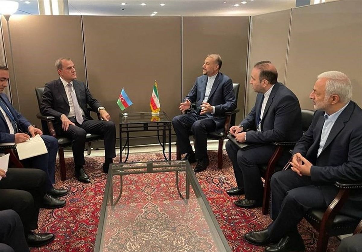 امیرعبداللهیان خطاب به همتای آذربایجانی: قاطعانه با هرگونه تغییر ژئوپلتیک مخالفیم

