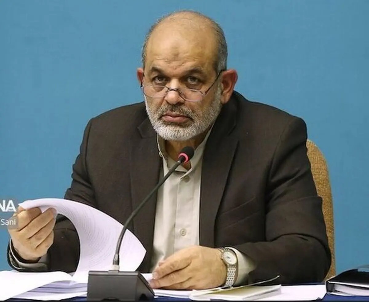  وزیر کشور: خودم از بازار خرید می‌کنم / نرخ رشد تورم، «خیلی کاهش» پیدا کرده است/ اتفاقات اخیر در بحث ارز را «توطئه» می‌دانیم