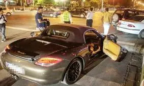 باز هم قرار است به بهانه واردات خودروی خارجی برای دستگاه های خاص، فوتبالیست ها ماشین لاکچری سوار شوند؟