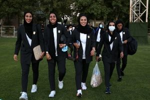 همخوانی ترانه «وطنم» توسط دختران تیم ملی ایران قبل از سفر تاریخی به هند/ ویدئو