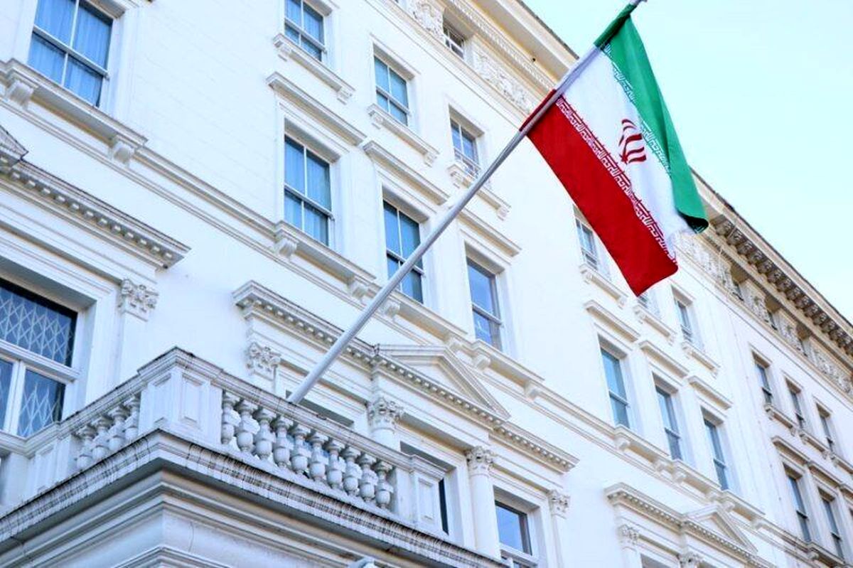 سفارت ایران در لندن ویدیو منتسب به کارکنان این سفارتخانه را تکذیب کرد

