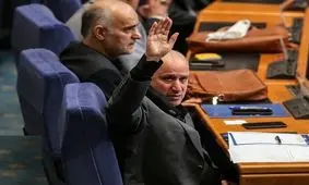 طعنه روزنامه کیهان به میثاقی و حمایت تمام قد از مهدی تاج

