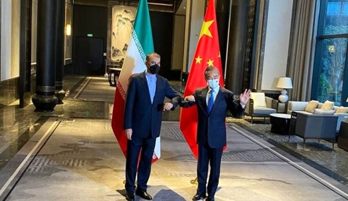 ایران، نزدیکتر به شرق، دورتر از غرب/ توافق ۲۵ ساله با چین، جای برجام را میگیرد؟