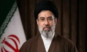 عکسی قدیمی از آیت‌الله سیدمجتبی خامنه‌ای در جبهه