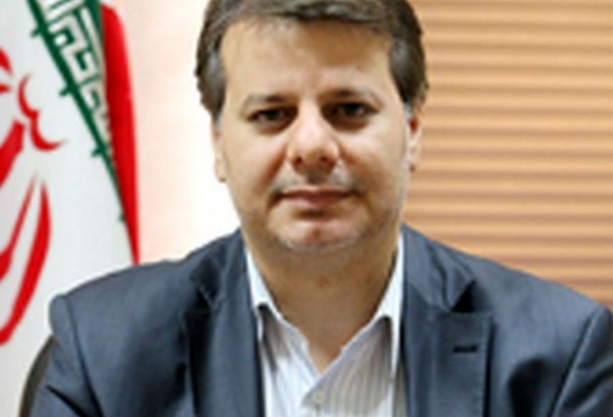 آغاز مانور خدماتی با شعار" شهرداری در کنار مردم با اجرای مانور نظافت و پاکسازی فضای شهری"