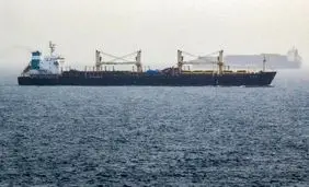 آمریکا در چارچوب اجرای محاصره ایران، مسیر ۴۴ کشتی را تغییر داد