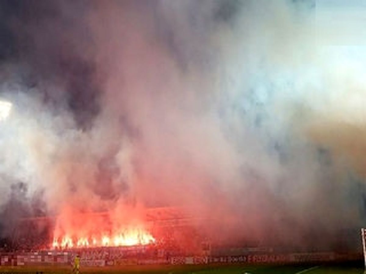 آشوب کم نظیر در ایتالیا/ هواداران ورزشگاه را به آتش کشیدند!