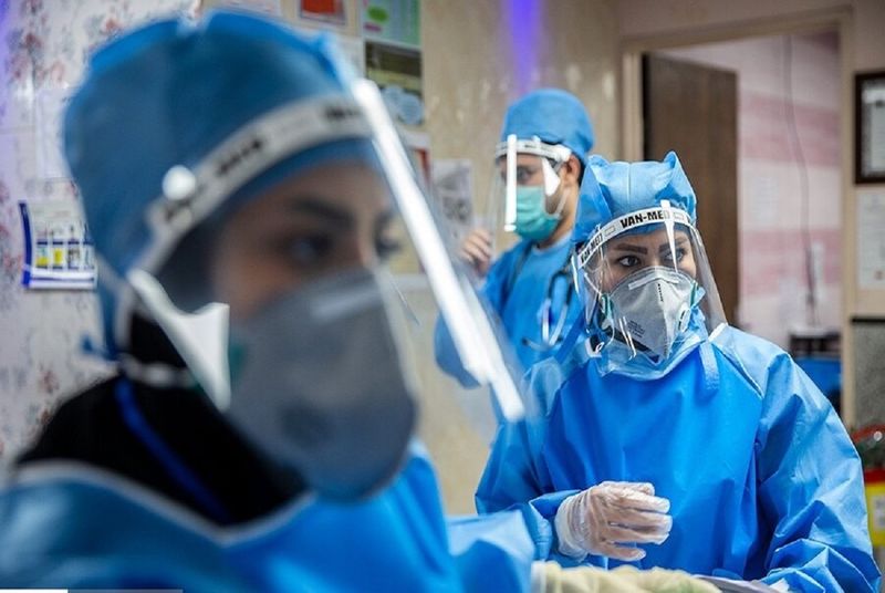 حقوق یک ساعت کار اضافی پرستاران فقط 16 تا 20 هزار تومان/ کمبود پرستار با «اضافهکارِ اجباری» جبران میشود
