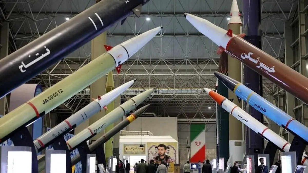 بلومبرگ: ایران ذخایر قابل توجه موشکی و پهپادی در اختیار دارد 