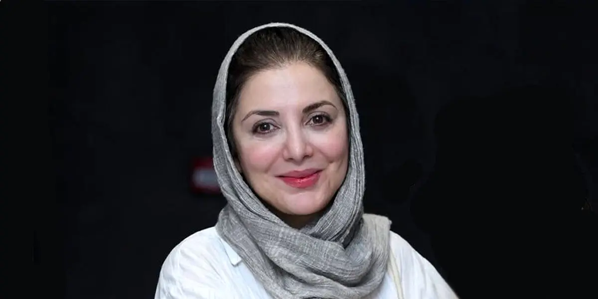 تصویری از نوزادی رویا میرعلمی بازیگر سریال شمعدونی در آغوش پدرش