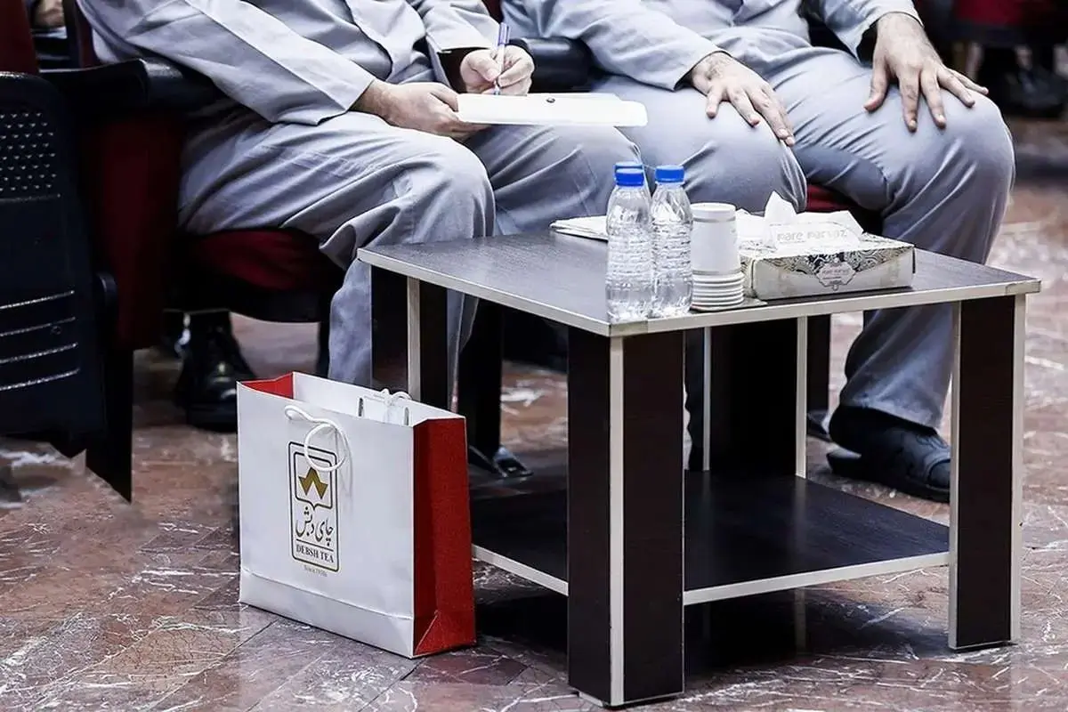 با آن دلار دبش می شد چند فروند هواپیمای مسافری نو خرید؟