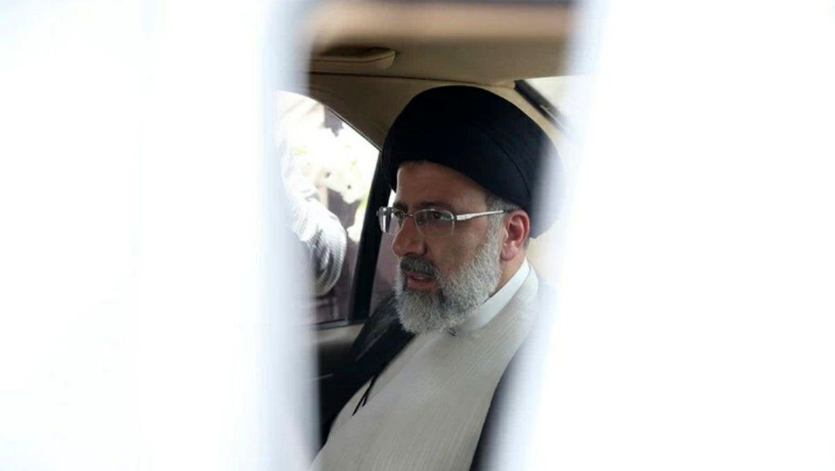 ابراهیم رئیسی، چهره سال ۱۴۰۰ / پیروز انتخابات خرداد، زیر فشار انتقادها / سال سختی که پیشروی دولت است