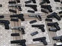 کشف ۱۵۰ قبضه اسلحه جنگی کلت خارجی در سیستان و بلوچستان/ ویدئو