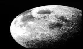 تصاویر جدید از سطح ماه در ارتفاع ۱۰۰ کیلومتری