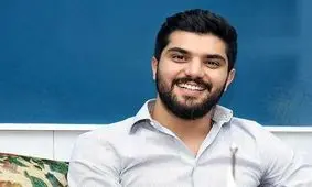 تزئین متفاوت غذای سینا مهراد توسط اوستا آشپز با طرحی الهام‌گرفته از قلب