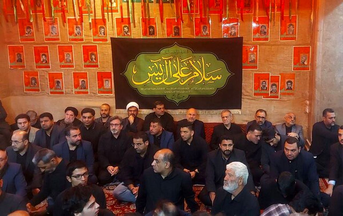 حضور پزشکیان در جمع عزاداران هیئت آلیاسین مشهد
