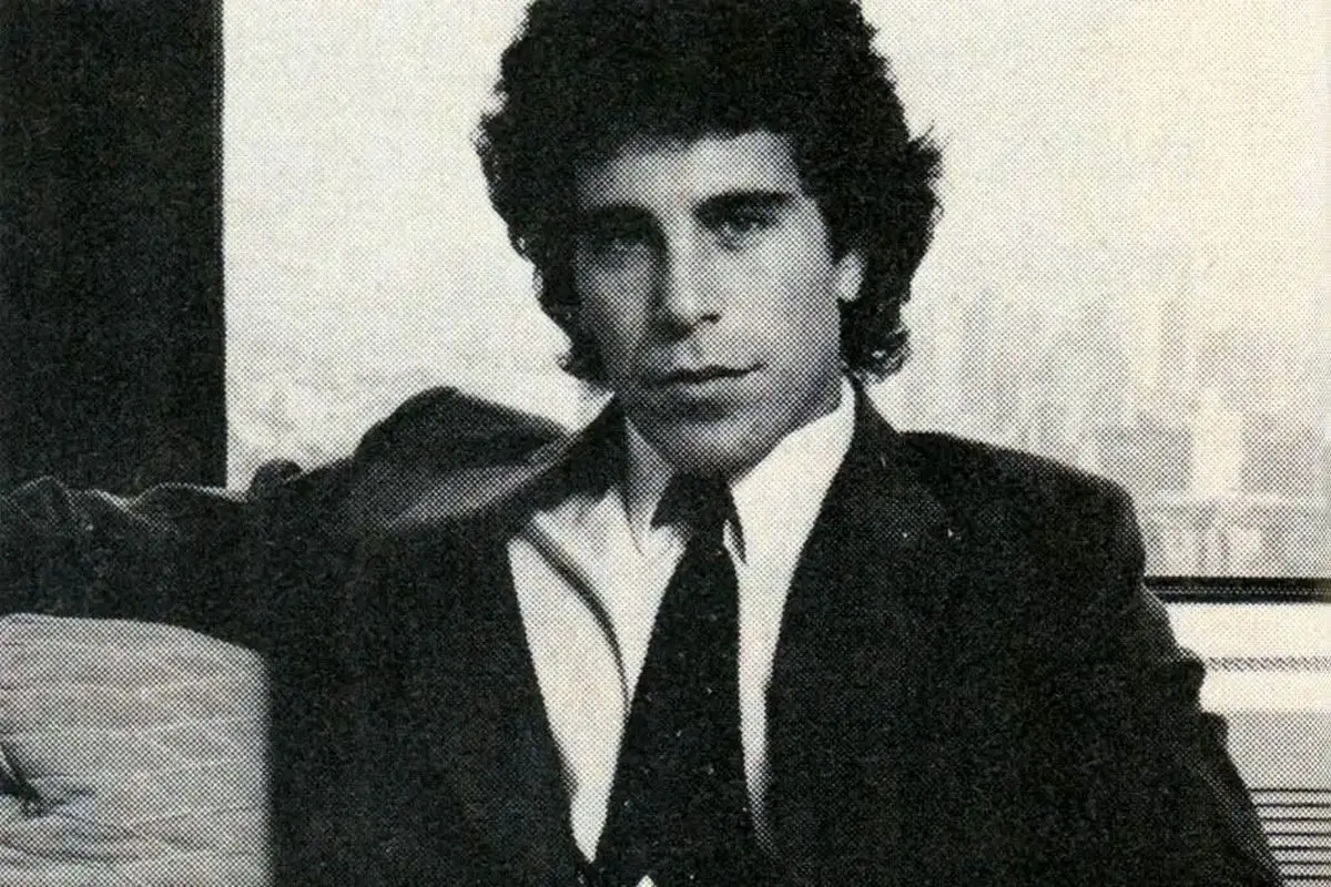 از دیپلم ردی تا وال استریت: صعود جنجالی جفری اپستین