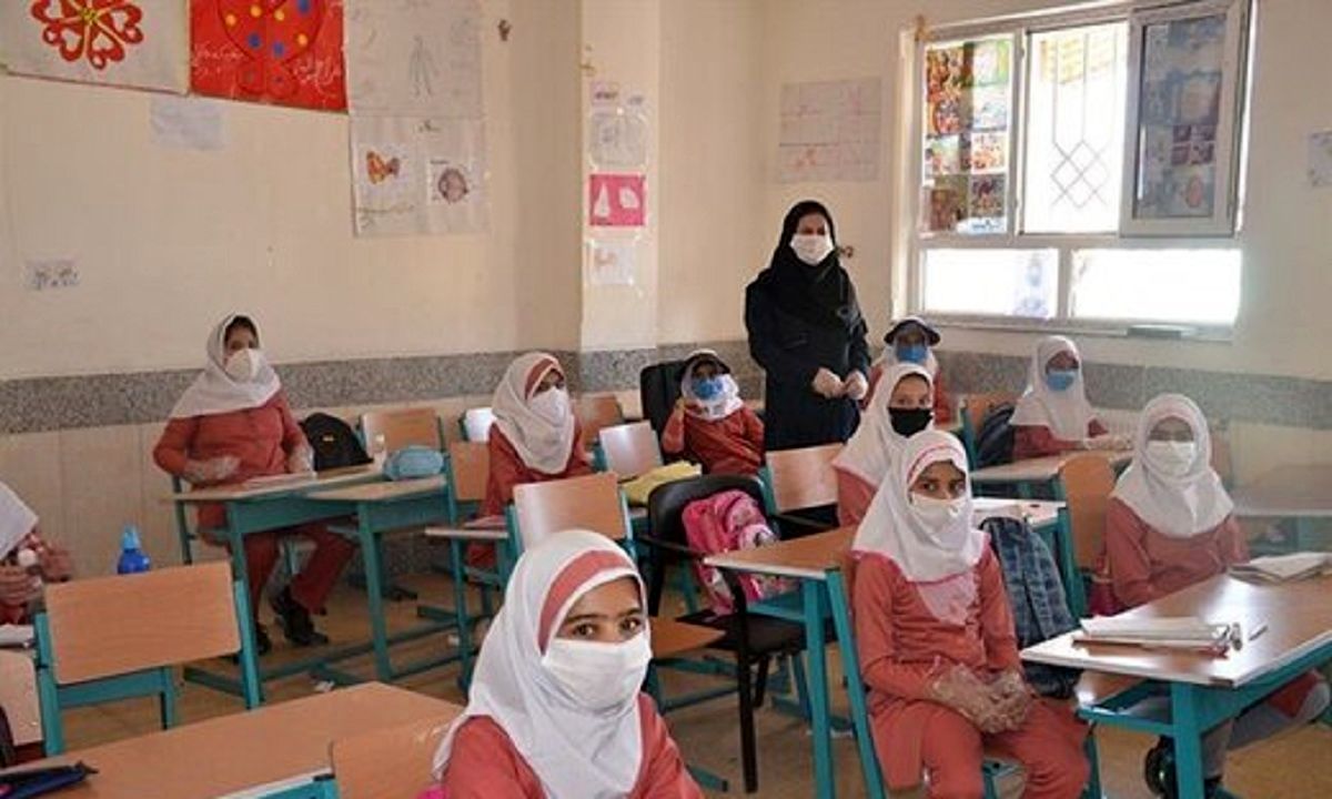 نظارت بر فعالیت بیش از ۹۰ درصد مدارس استان کرمان تا ۱۶ فروردین