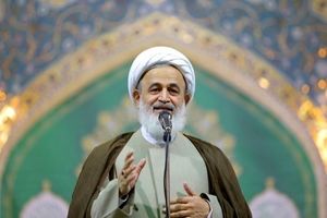 مرکز تنظیم و نشر آثار آیت‌الله بهجت ادعای پناهیان را رد کرد

