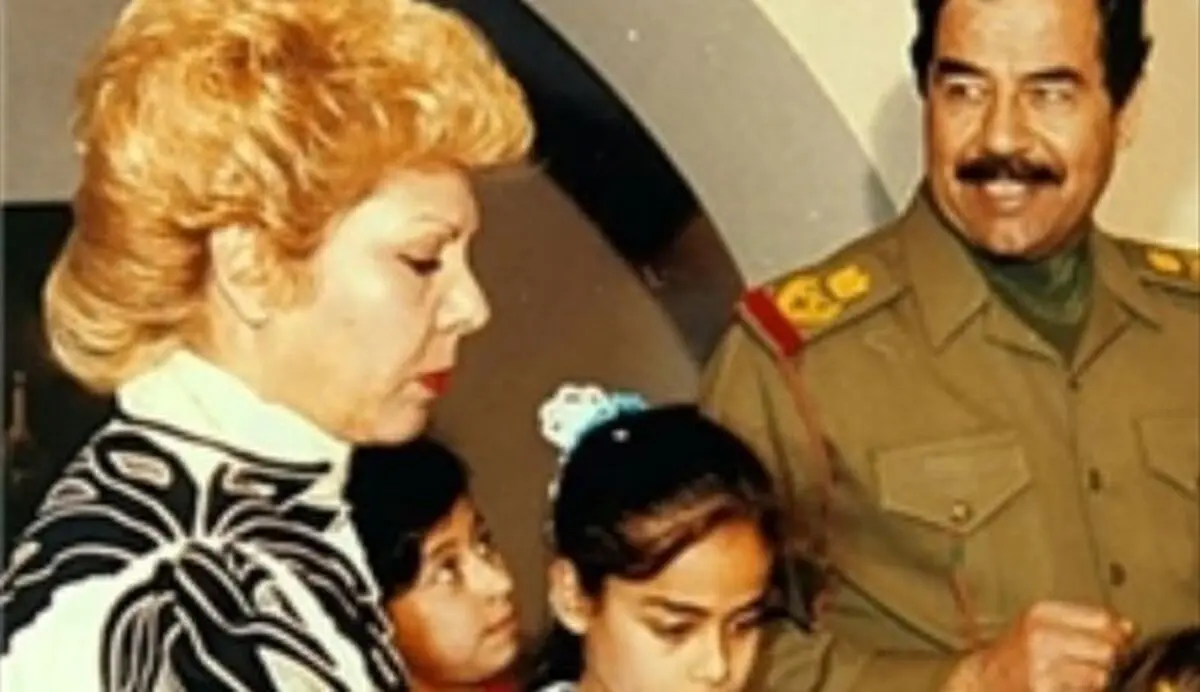 سفر در زمان؛ «ساجده، همسر اول صدام» به همراه دخترش در حال بازدید از قاهره؛ دهه 60 
