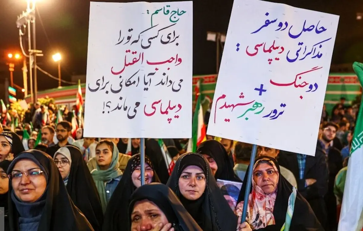 می خواهند بجای عقلانیت، فضای احساسی ایجاد کنند و هر مذاکره و تفاهم را خیانت بخوانند/ انقلابیگری اصیل، لزوما طرفدار جنگ نیست

